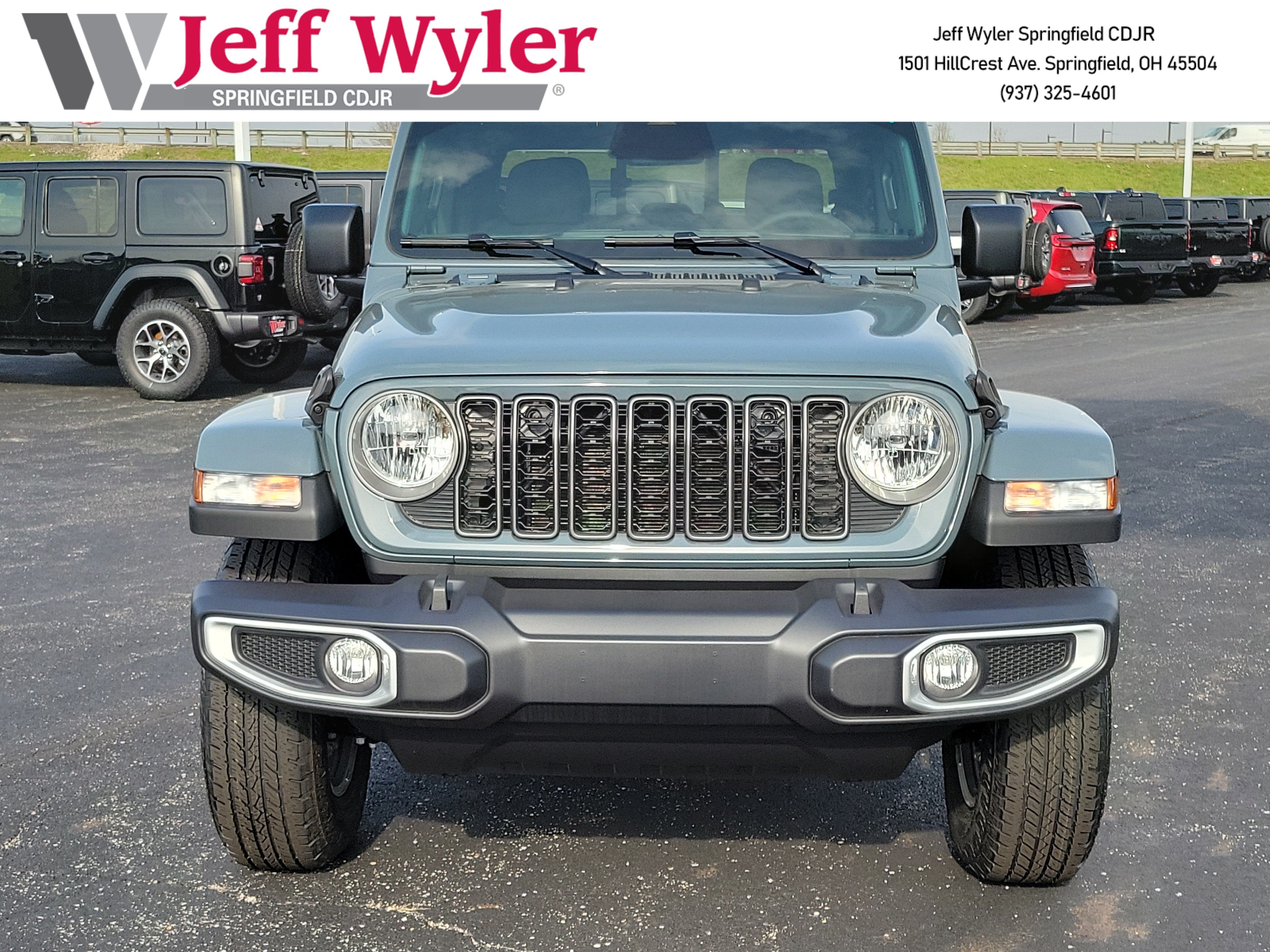 New 2026 Jeep Gladiator Sport AWD/4WD image 2