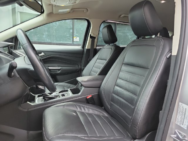 Used 2018 Ford Escape Titanium FWD image 6