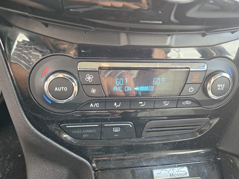 Used 2012 Ford Focus Electric Hatchback FWD image 19