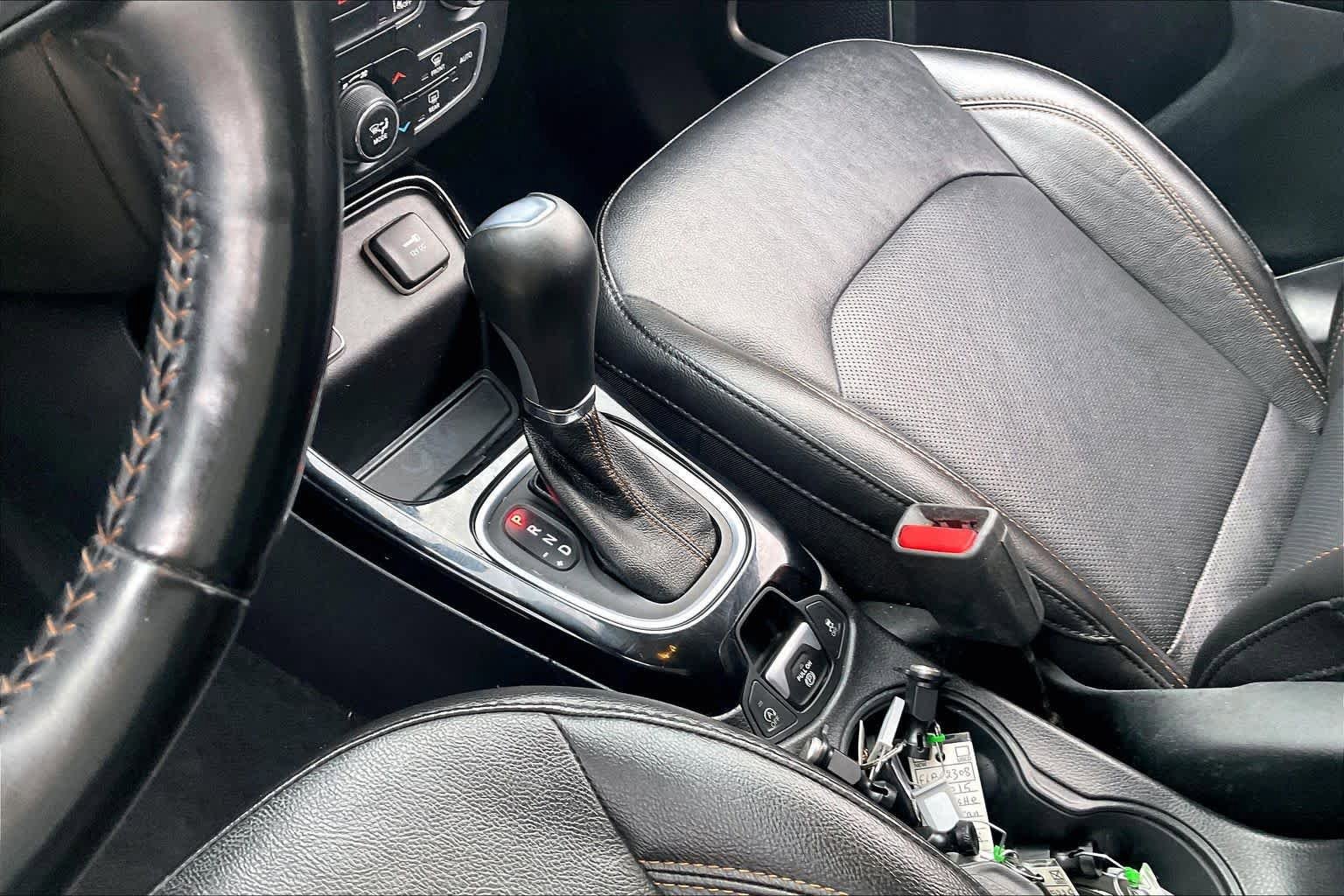 Used 2021 Jeep Compass Limited FWD image 12