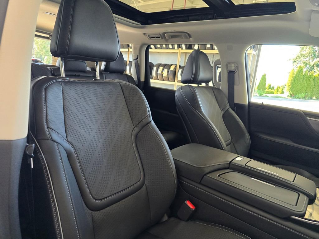 New 2026 INFINITI QX80 Luxe w/ Cargo Package AWD/4WD image 29