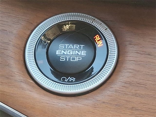 Used 2025 Jeep Grand Cherokee Summit image 27