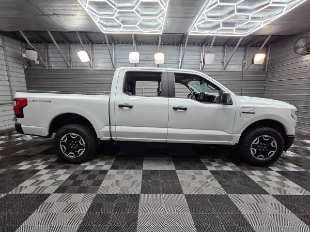 Used 2023 Ford F150 Lightning Pro AWD/4WD image 9