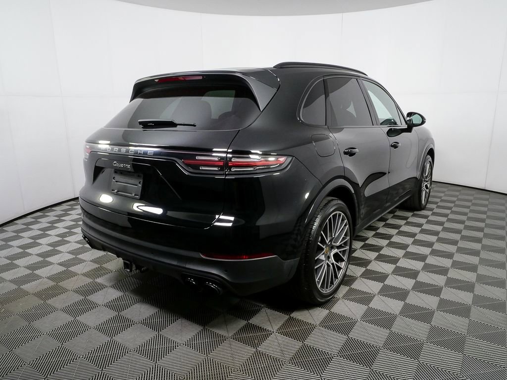Certified 2022 Porsche Cayenne image 31