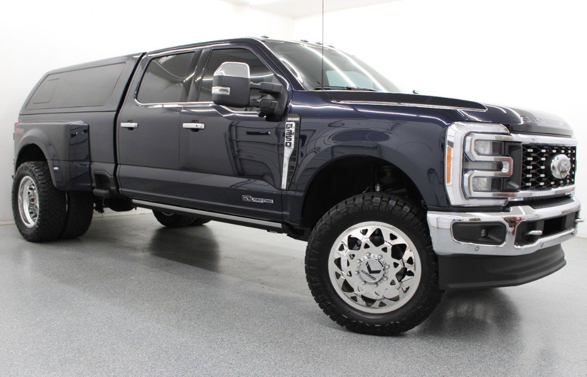 Used 2023 Ford F350 King Ranch w/ Chrome Package AWD/4WD image 1