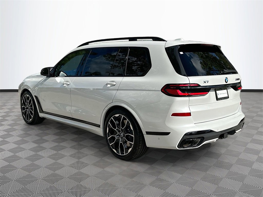 New 2026 BMW X7 M60i image 4