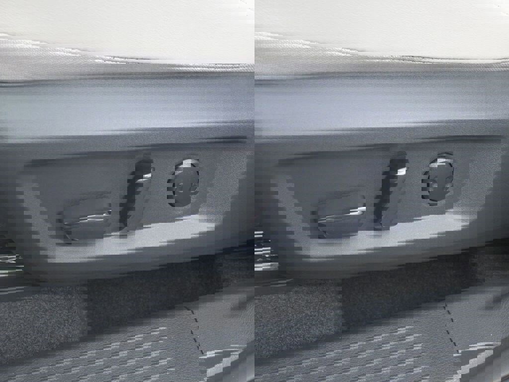 New 2026 Nissan Rogue SV w/ SV Premium Package image 11