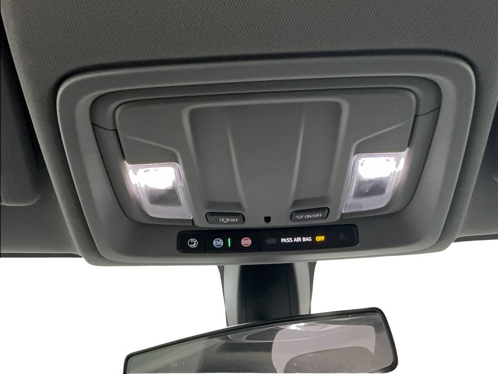 Used 2022 Chevrolet Silverado 1500 Custom RWD image 34