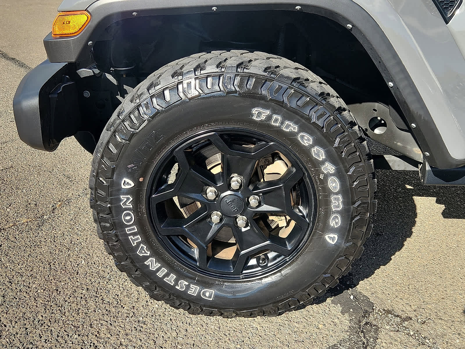 Used 2022 Jeep Gladiator Sport image 9