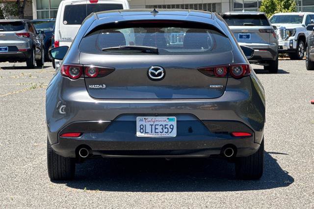 Used 2019 MAZDA MAZDA3 Hatchback w/ Premium Package FWD image 4