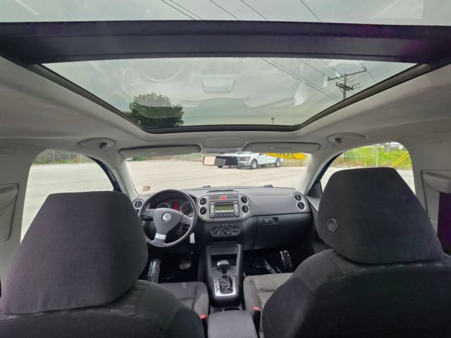 Used 2009 Volkswagen Tiguan SE AWD/4WD image 13