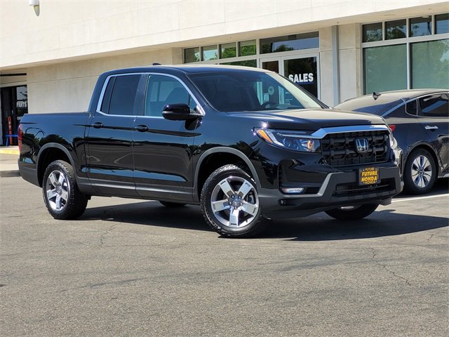 New 2025 Honda Ridgeline RTL