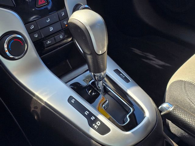 Used 2016 Chevrolet Cruze LS image 31