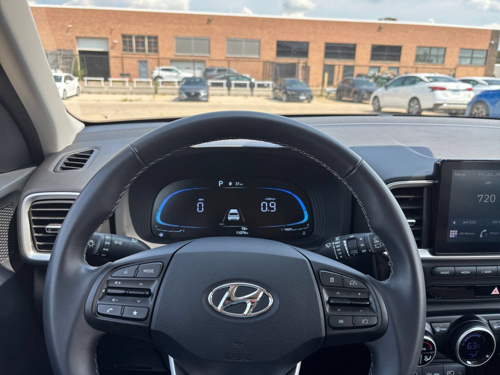 Used 2026 Hyundai Venue SEL FWD image 34