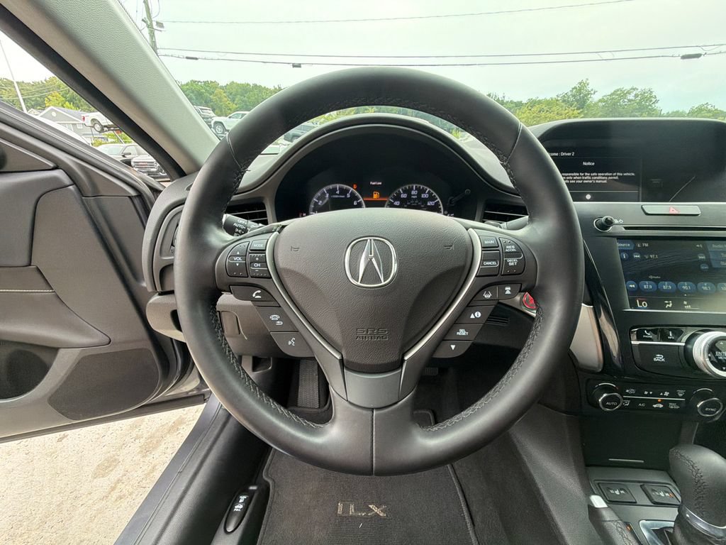 Used 2020 Acura ILX FWD image 12