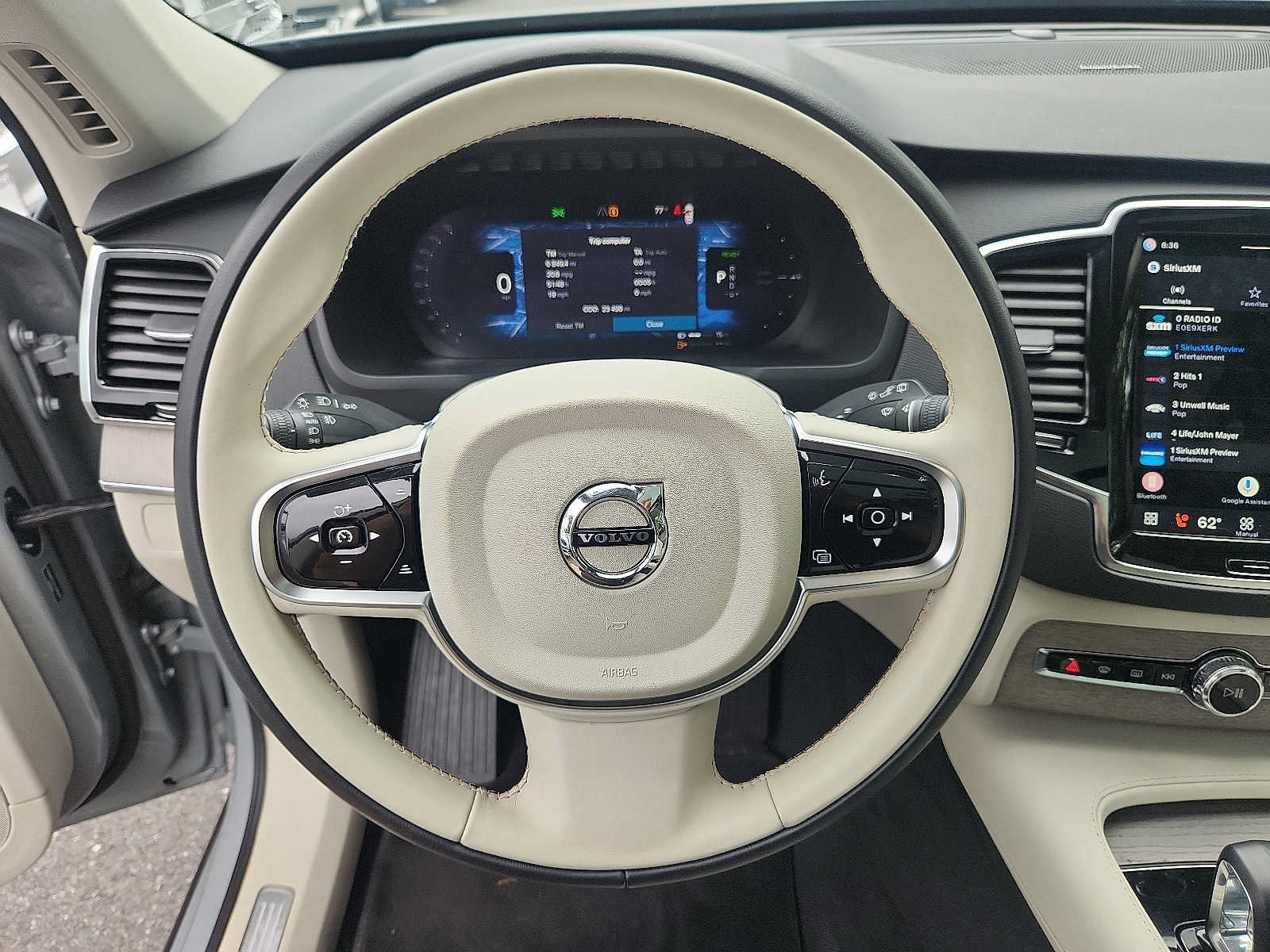 Certified 2025 Volvo XC90 T8 Plus w/ Protection Package AWD/4WD image 19