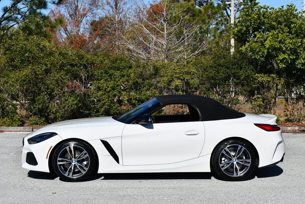 Used 2023 BMW Z4 sDrive30i w/ Premium Package image 32