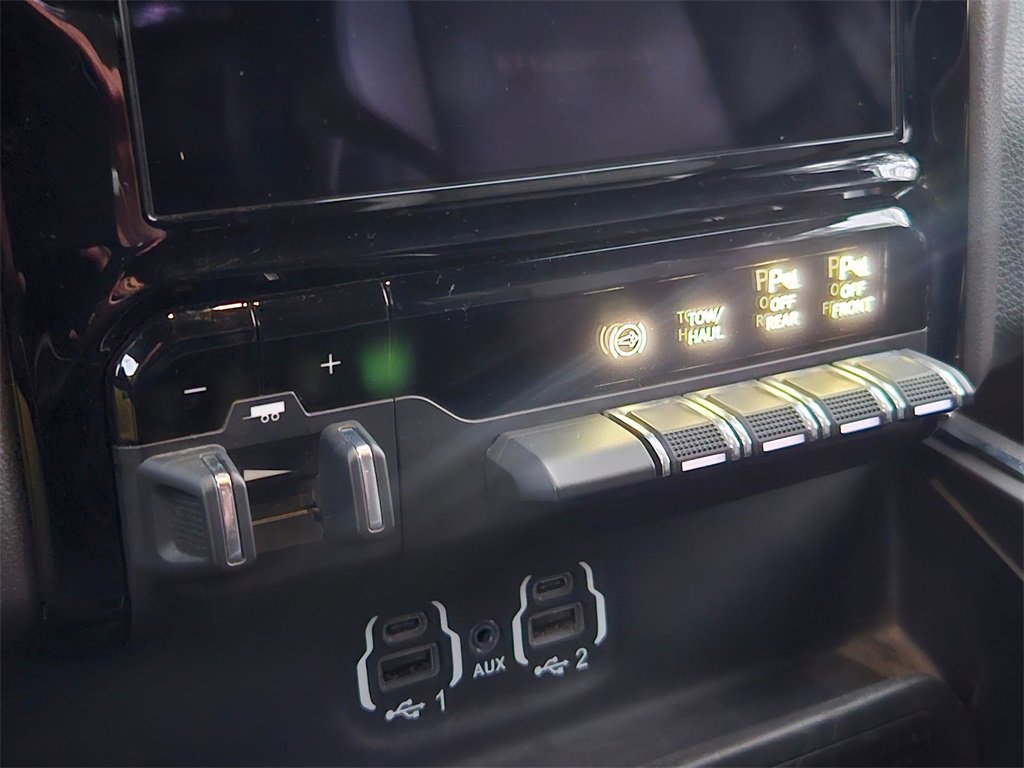 Certified 2020 RAM 3500 Laramie image 34