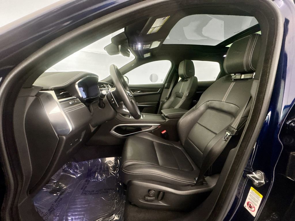 Certified 2025 Jaguar F-PACE R-Dynamic S AWD/4WD image 20