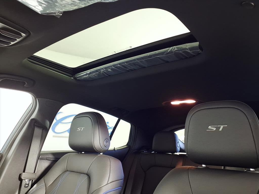 New 2026 Buick Envista Sport Touring image 15