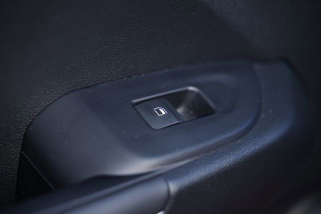 Used 2024 Hyundai Venue Limited image 22