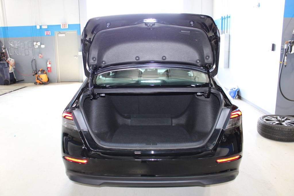 Used 2023 Honda Accord EX image 26