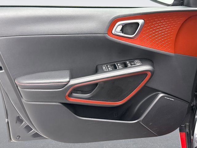 Used 2021 Kia Soul Turbo image 9