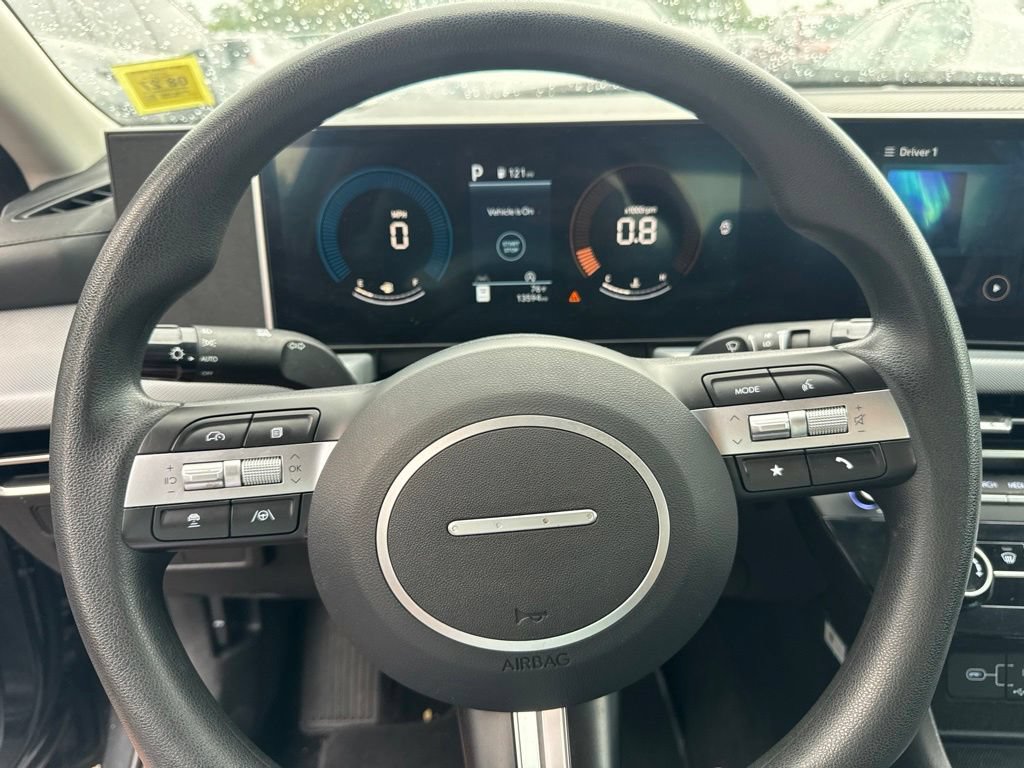 Used 2025 Hyundai Sonata SE FWD image 6