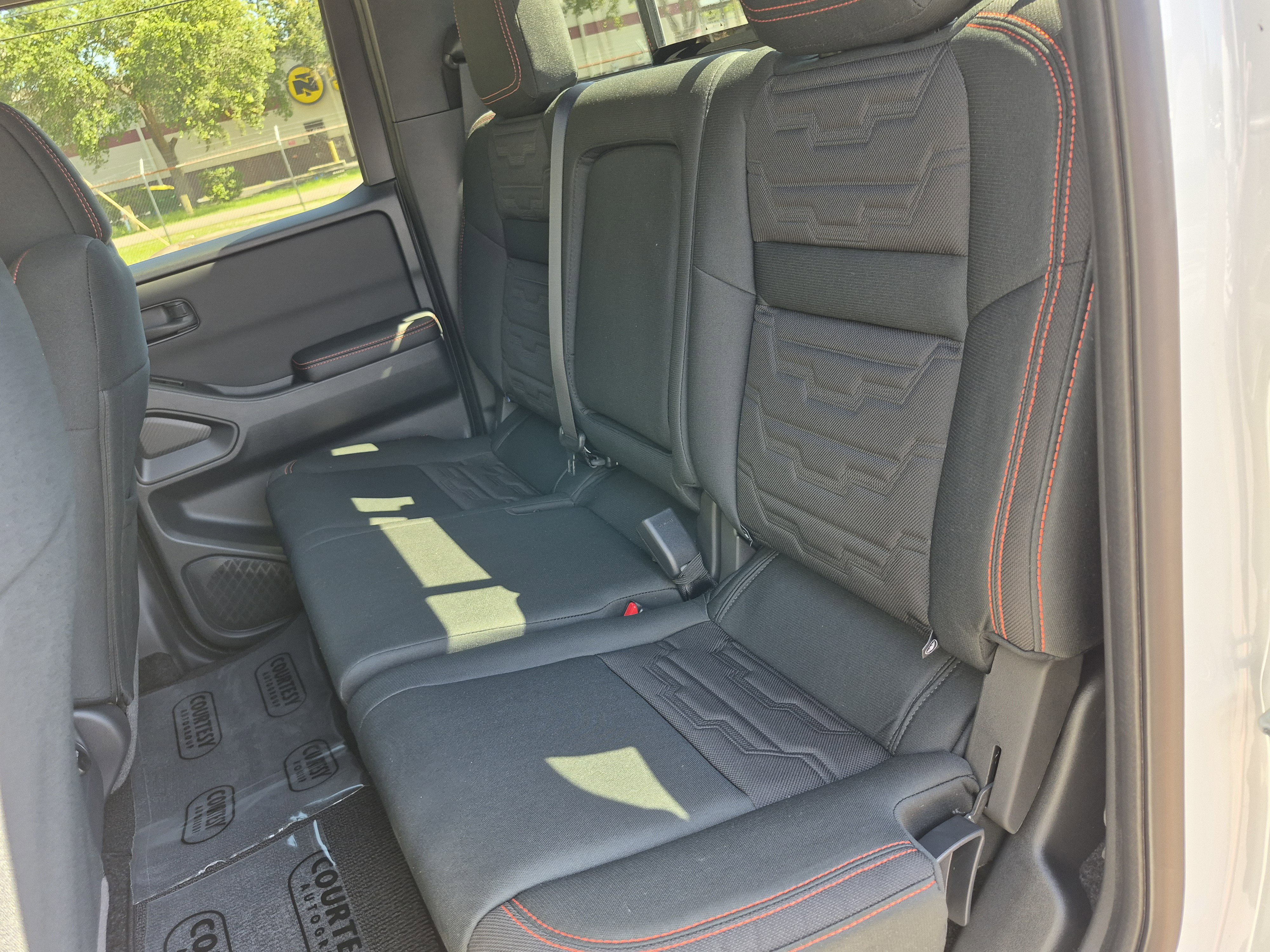 New 2026 Nissan Frontier Pro-X w/ Pro-X Convenience Package RWD image 19