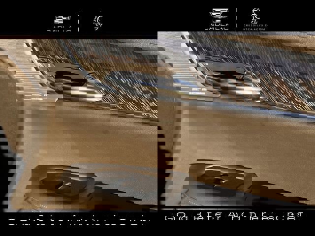 Used 2025 Cadillac XT6 Premium Luxury w/ Technology Package image 28