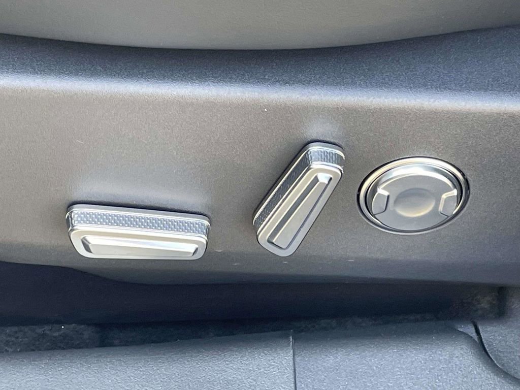 New 2026 Lincoln Nautilus Premier w/ Equipment Group 102A image 14