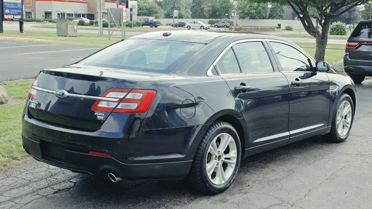 Used 2019 Ford Taurus SEL AWD/4WD image 6