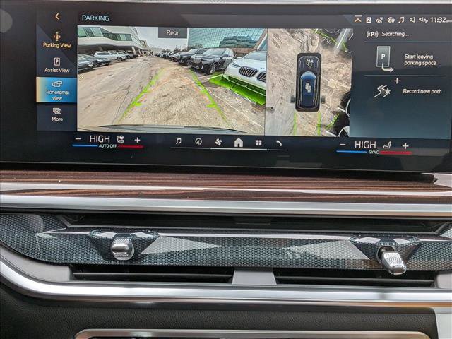 Used 2026 BMW X5 xDrive50e AWD/4WD image 14