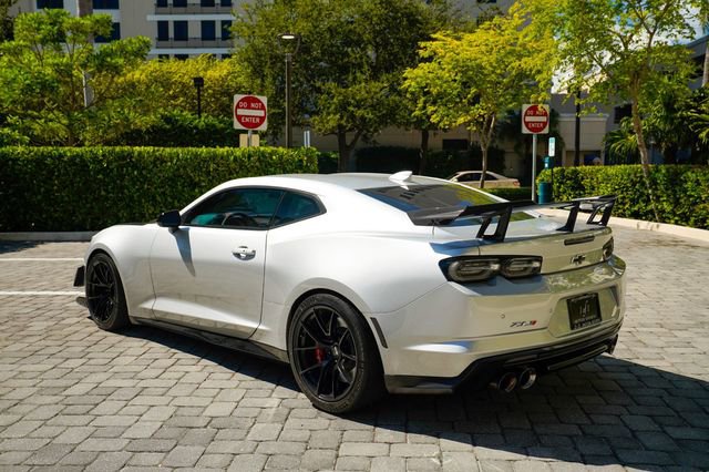 Used 2019 Chevrolet Camaro ZL1 image 20