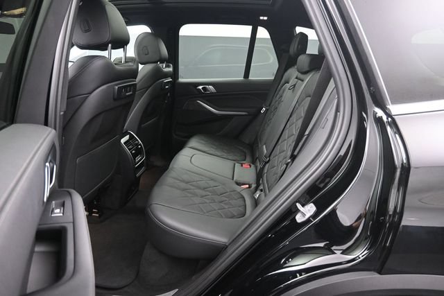Used 2023 BMW X5 xDrive40i w/ Premium Package AWD/4WD image 21