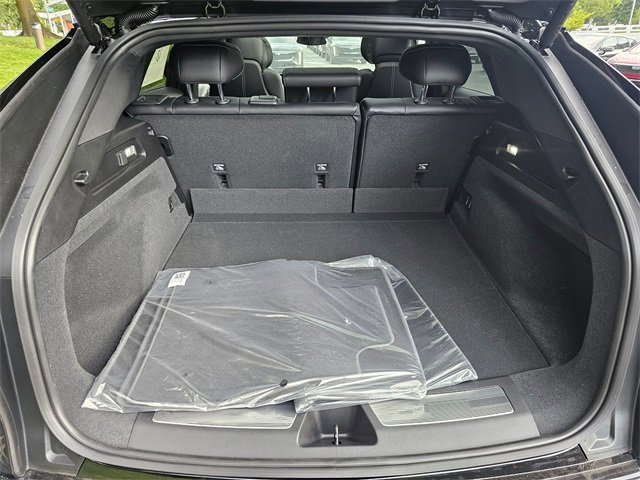 New 2025 Cadillac Lyriq Sport image 14