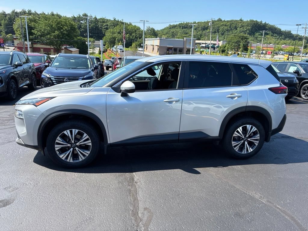 Certified 2022 Nissan Rogue SV AWD/4WD image 4