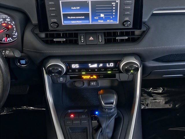 Used 2019 Toyota RAV4 XLE Premium FWD image 19
