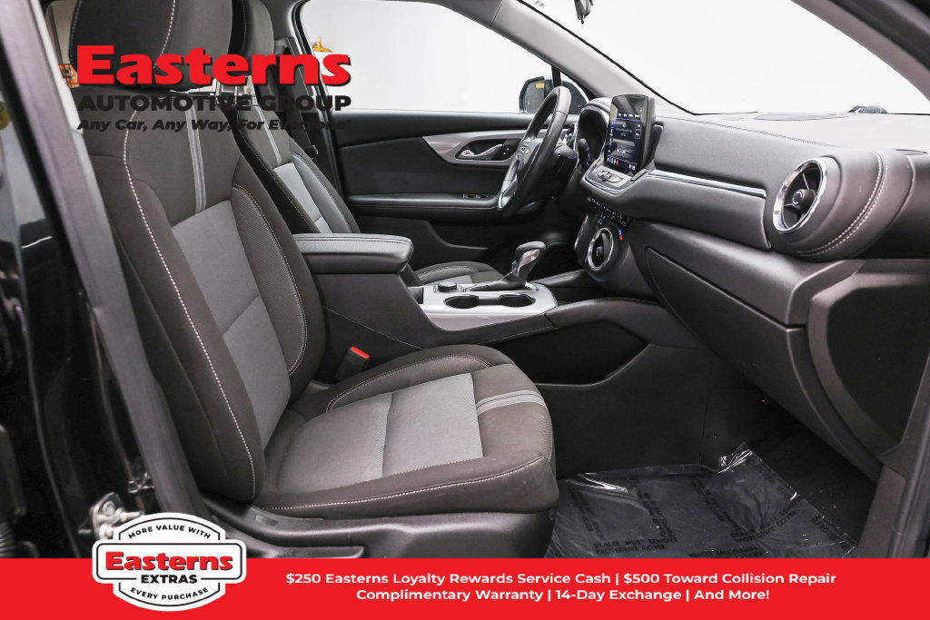 Used 2024 Chevrolet Blazer LT AWD/4WD image 25