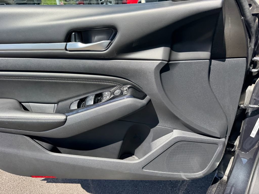 Used 2021 Nissan Altima 2.5 SL FWD image 18