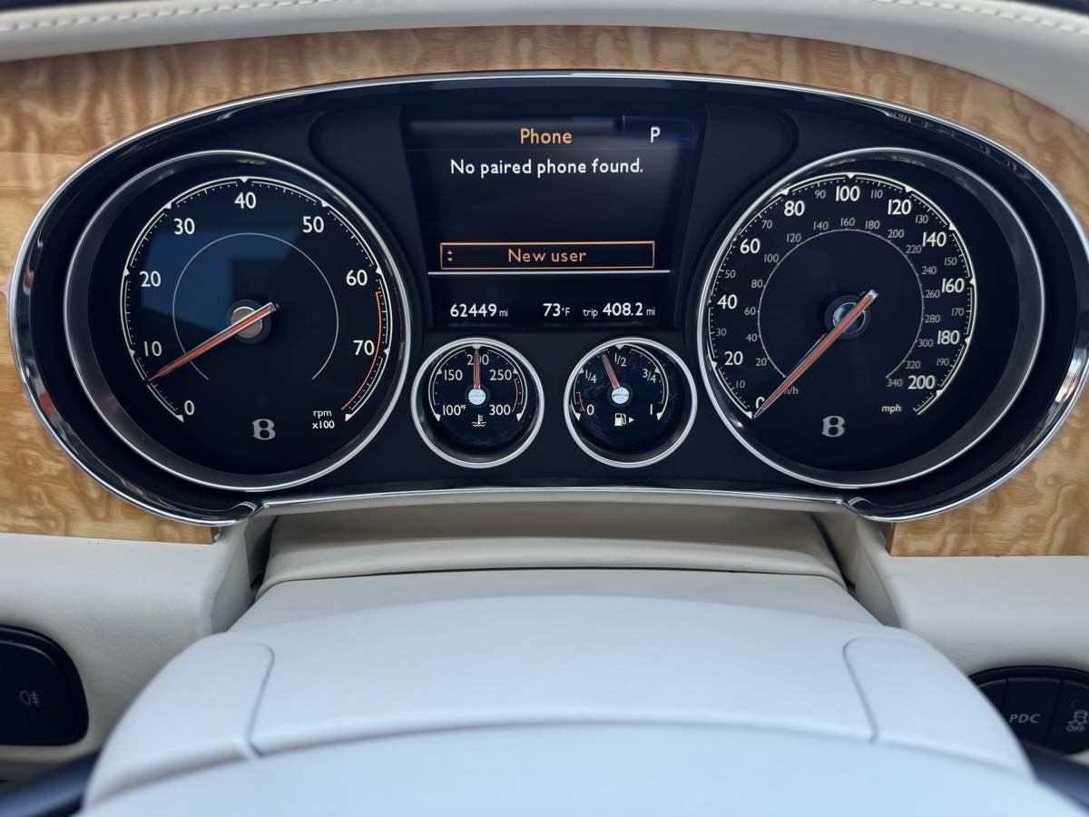 Used 2016 Bentley Flying Spur W12 image 35