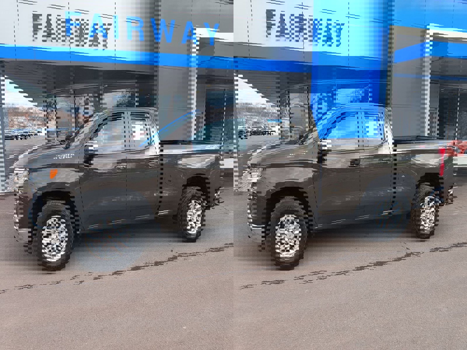 Used 2023 Chevrolet Silverado 1500 LT image 5