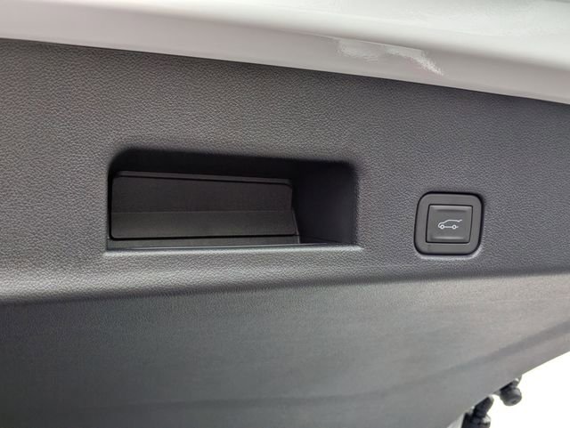 New 2026 GMC Acadia Elevation AWD/4WD image 34