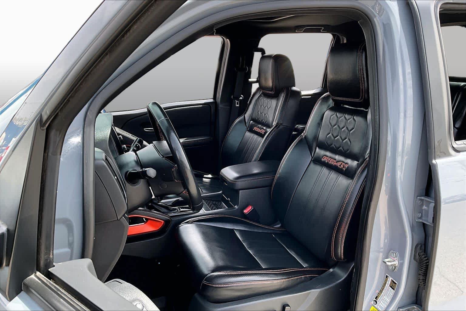 Used 2024 Nissan Frontier PRO-4X w/ Pro Premium Package AWD/4WD image 8