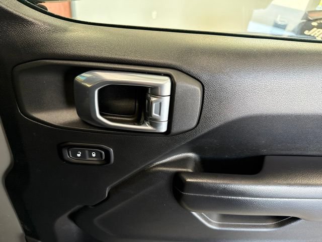 Used 2021 Jeep Gladiator Sport AWD/4WD image 46
