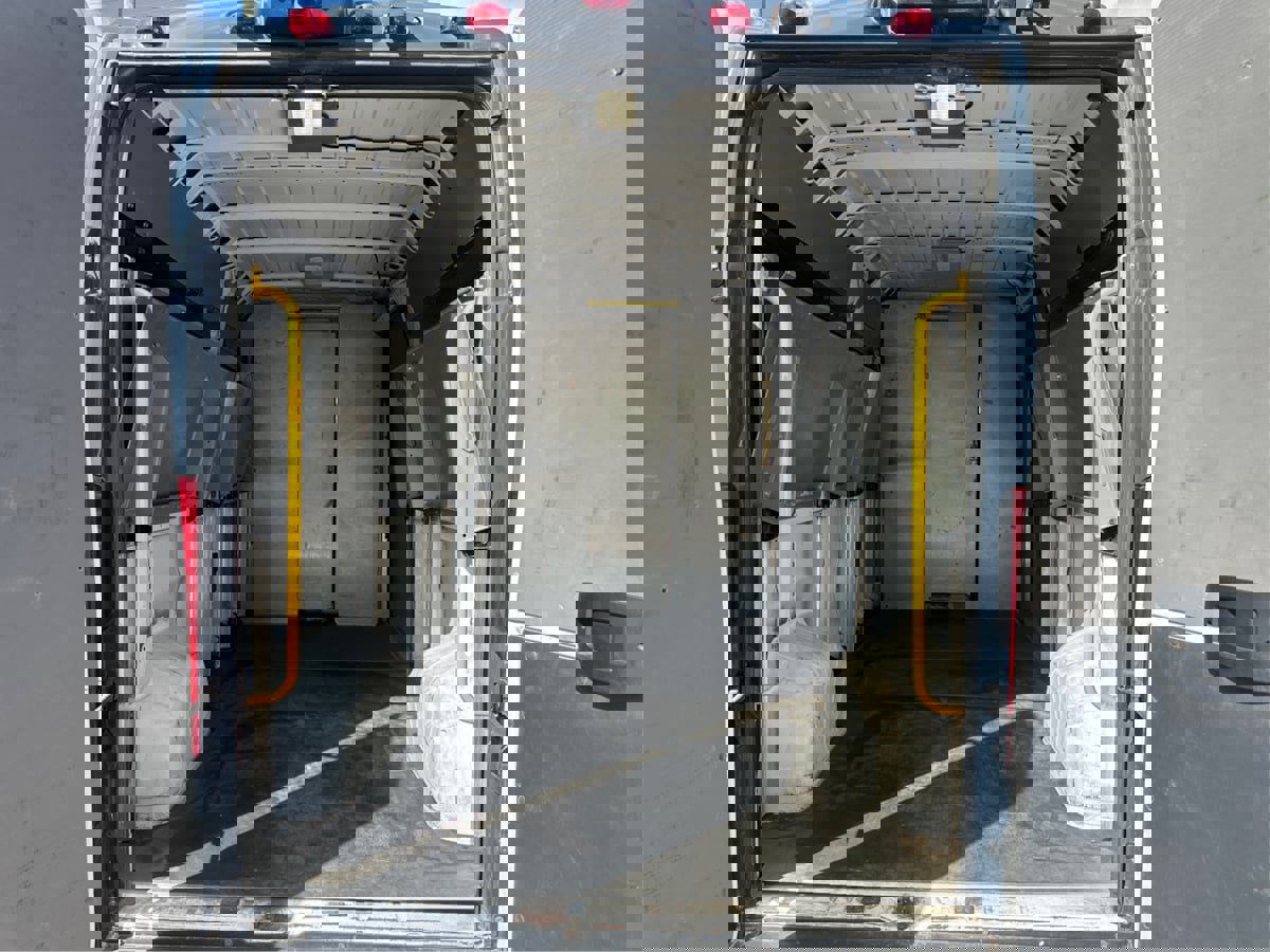 Used 2018 RAM ProMaster 2500 image 11