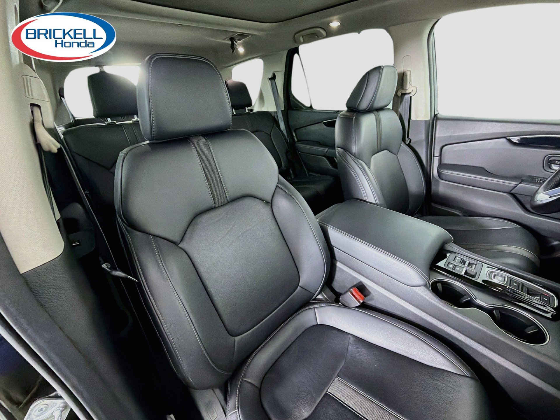 Certified 2023 Honda Pilot Touring image 17