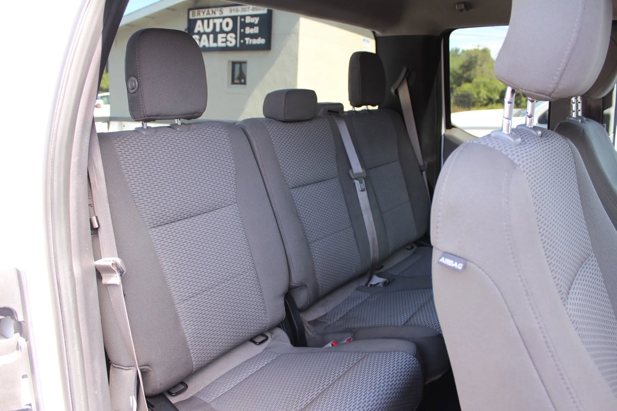 Used 2017 Ford F150 XLT w/ Trailer Tow Package image 15