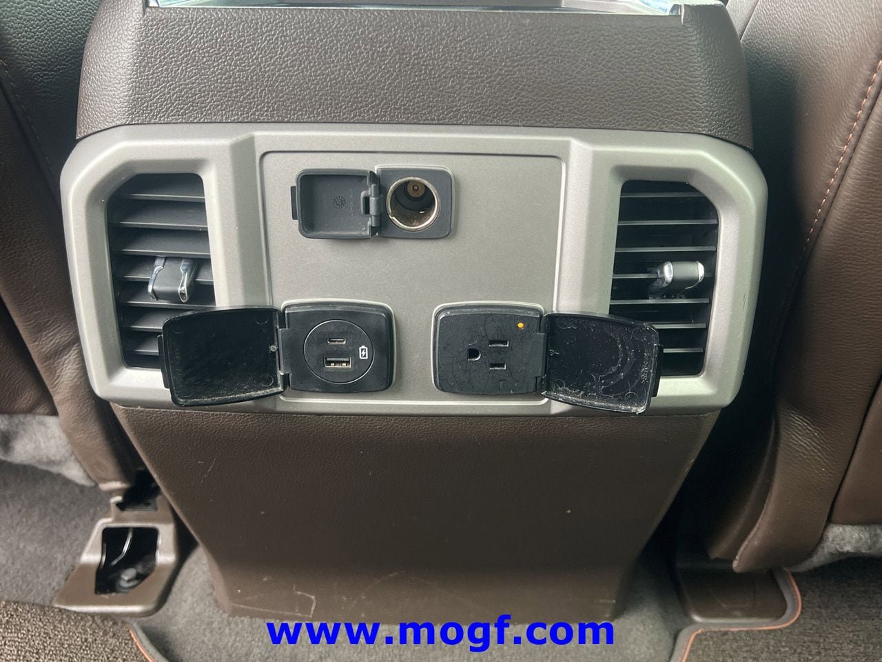 Used 2021 Ford F250 King Ranch w/ King Ranch Ultimate Package AWD/4WD image 27