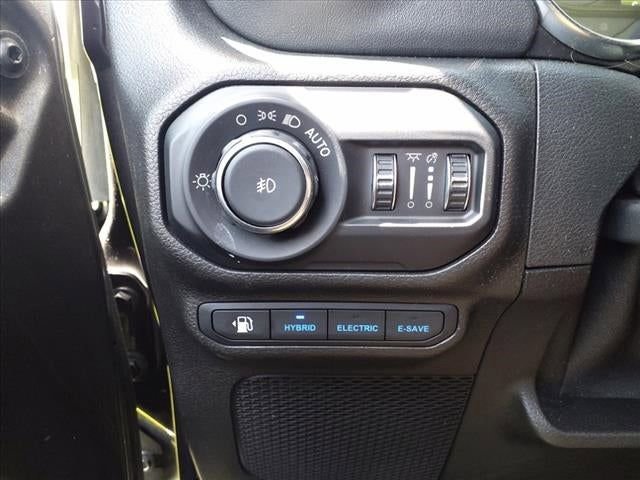 Used 2021 Jeep Wrangler Unlimited Sahara w/ Cold Weather Group image 22